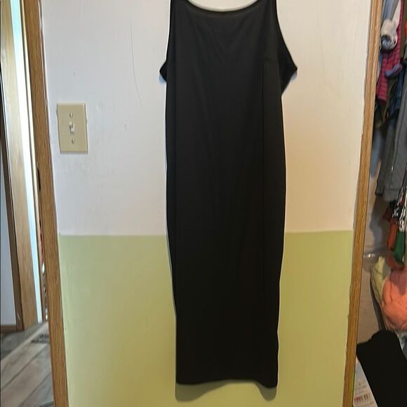 Paisley Sky Black Maternity Dress lace with black slip - Picture 4 of 4